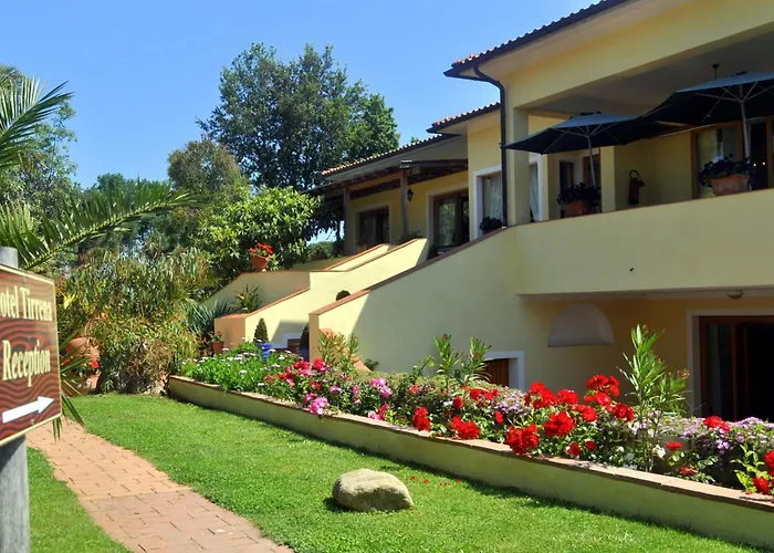 Hotel Tirrena Bike & Country Hotel